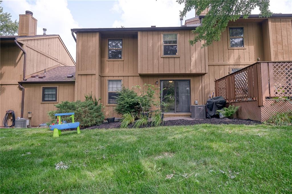 1104 Old Farm Road Lawrence, PA 15055 - Photo 23 of 29 Gallery Image 23