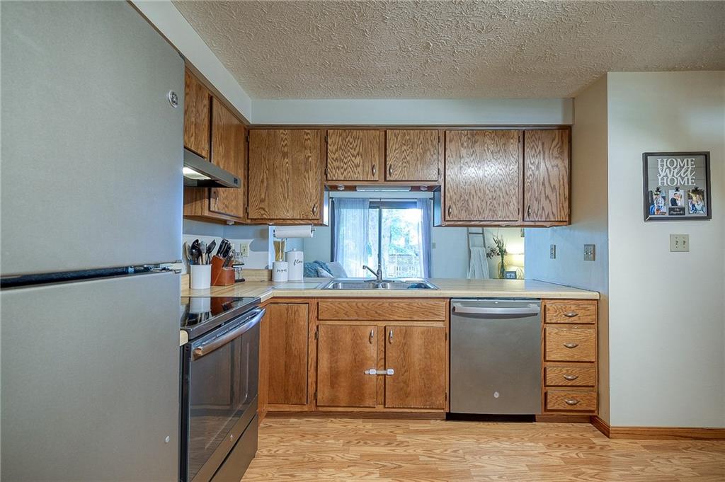1104 Old Farm Road Lawrence, PA 15055 - Photo 6 of 29 Gallery Image 6