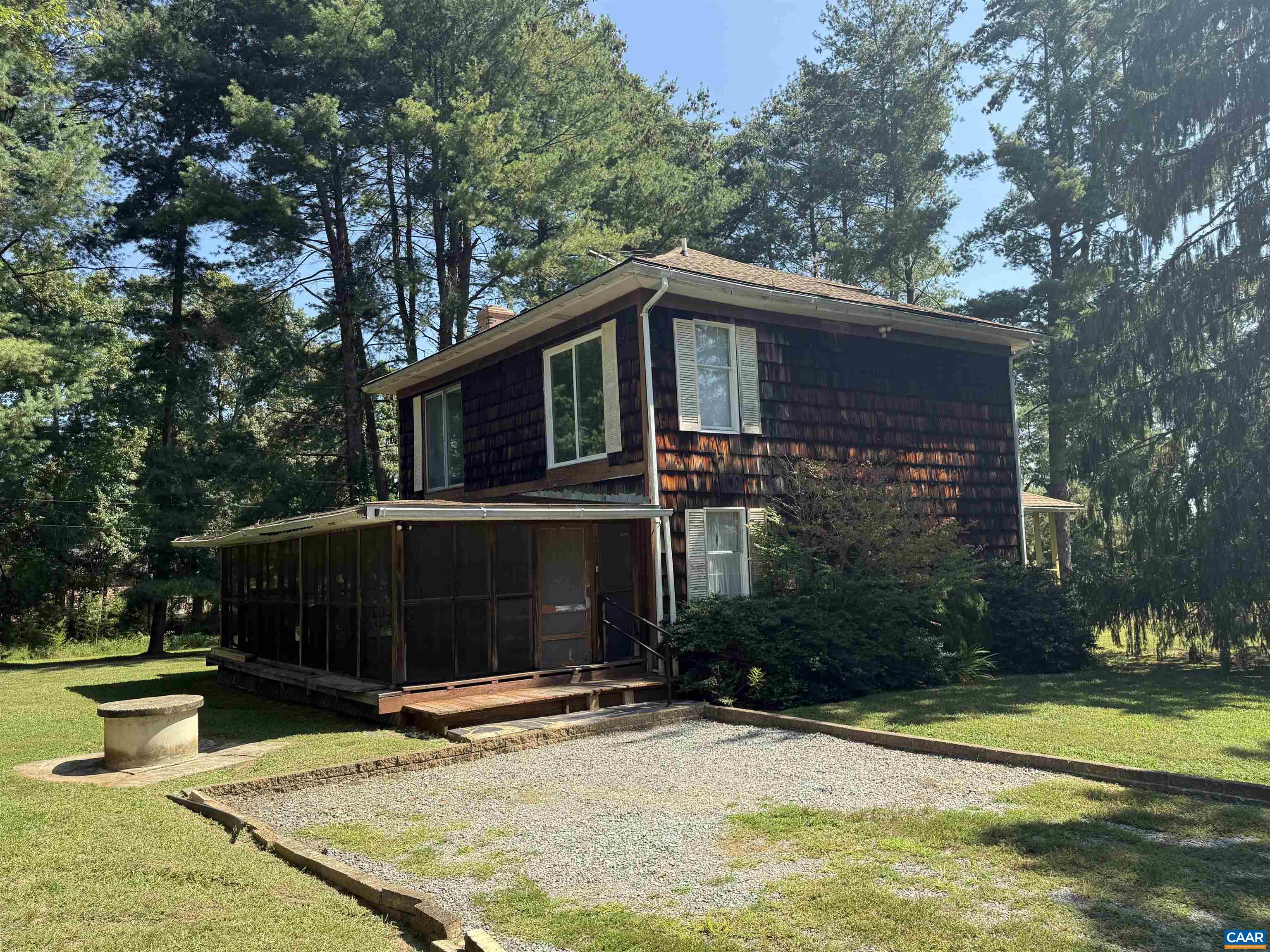 5609 New Line Road Gum Spring, VA 23065 - Photo 49 of 61 Relax on your screen porch