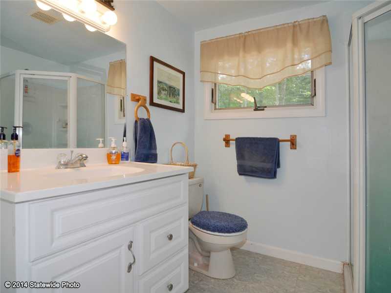 209 John Mowry Road Smithfield, RI 02917 - Photo 25 of 25 Bathroom.