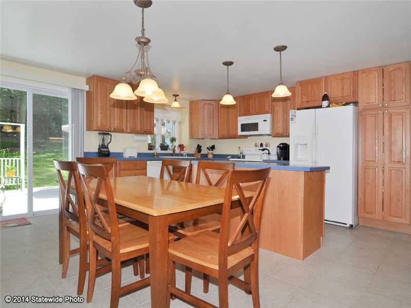 209 John Mowry Road Smithfield, RI 02917 - Photo 6 of 25 Dining Area.