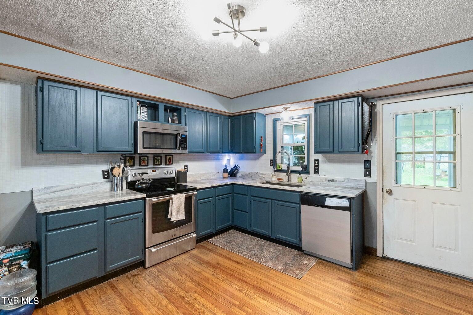 2340 Chuckey Highway Chuckey, TN 37641 - Photo 11 of 47 20241017154042879284000000-o