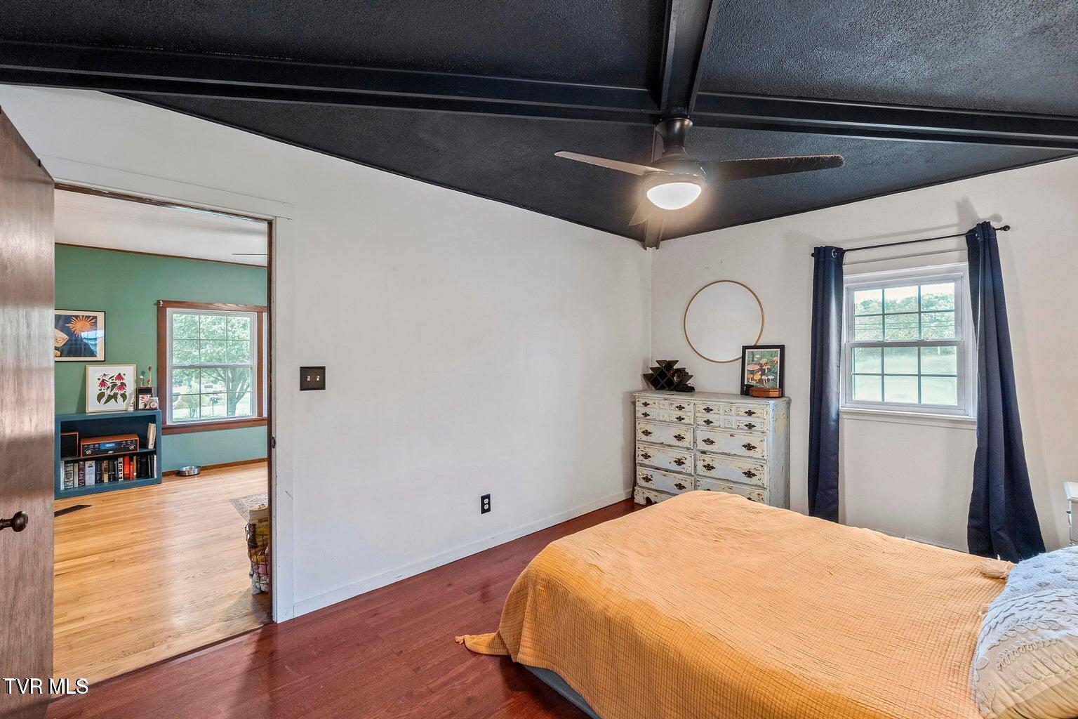 2340 Chuckey Highway Chuckey, TN 37641 - Photo 15 of 47 20241017154341557904000000-o