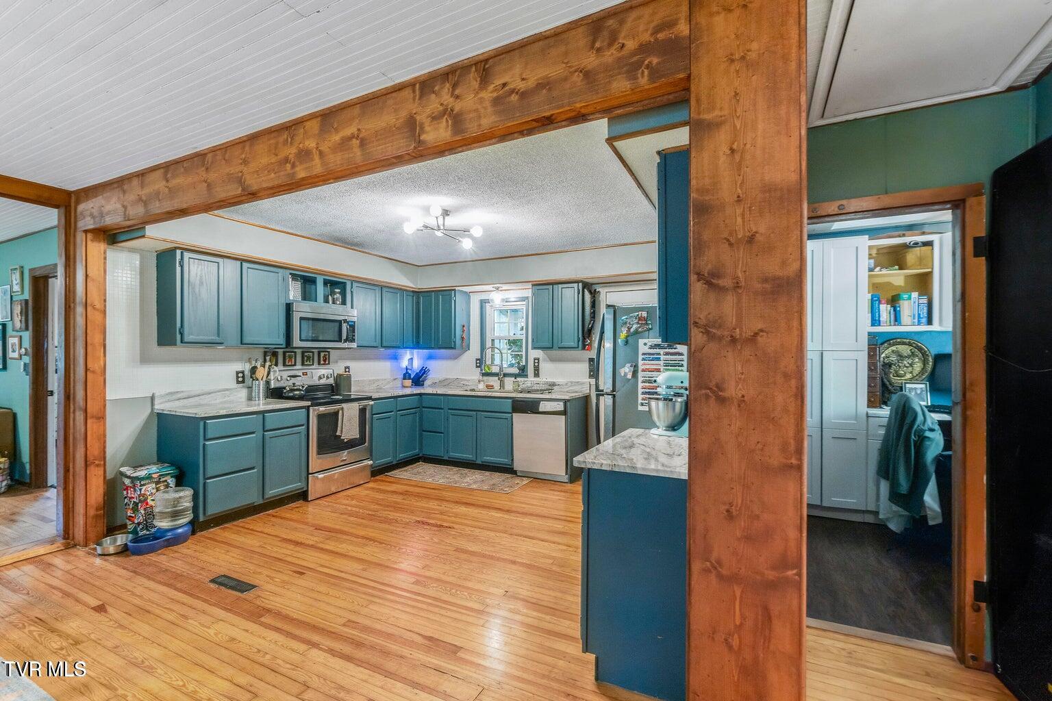 2340 Chuckey Highway Chuckey, TN 37641 - Photo 9 of 47 20241017154131439607000000-o