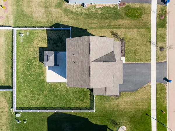$585,000 | 319 Atkinson Drive, Sugar Grove, IL 60554