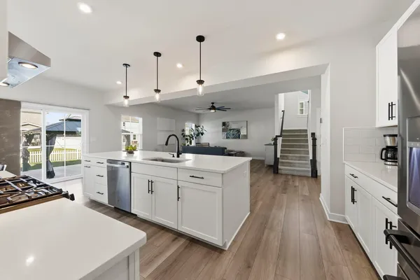$585,000 | 319 Atkinson Drive, Sugar Grove, IL 60554