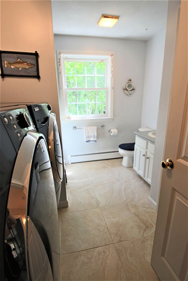 214 Long Hill Road Dover, NH 03820 - Photo 17 of 40