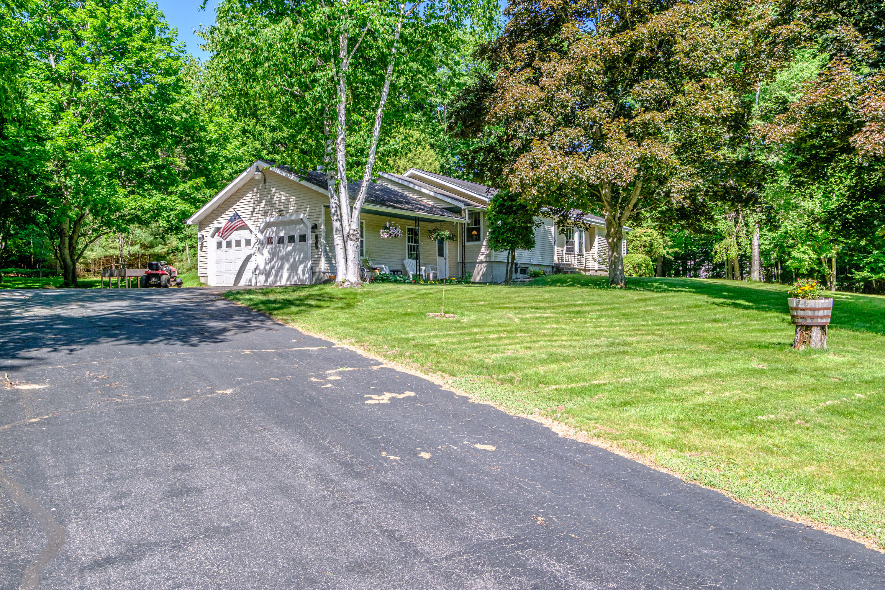 23 Perkins Road Mechanic Falls, ME 04256 - Photo 3 of 61 20260616gp-60002