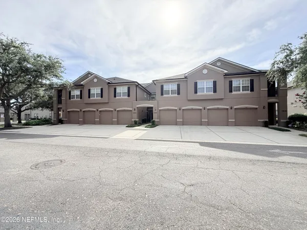 $2,300 | 12301 Kernan Forest Boulevard, Unit 1904, Jacksonville, FL 32225
