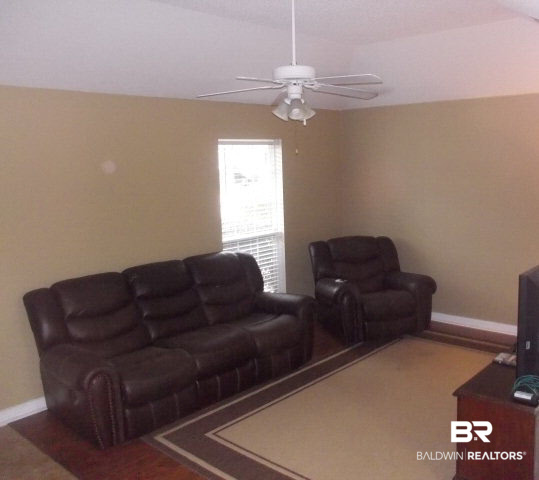 13241 Labradors Run Foley, AL 36535 - Photo 6 of 16 Living room