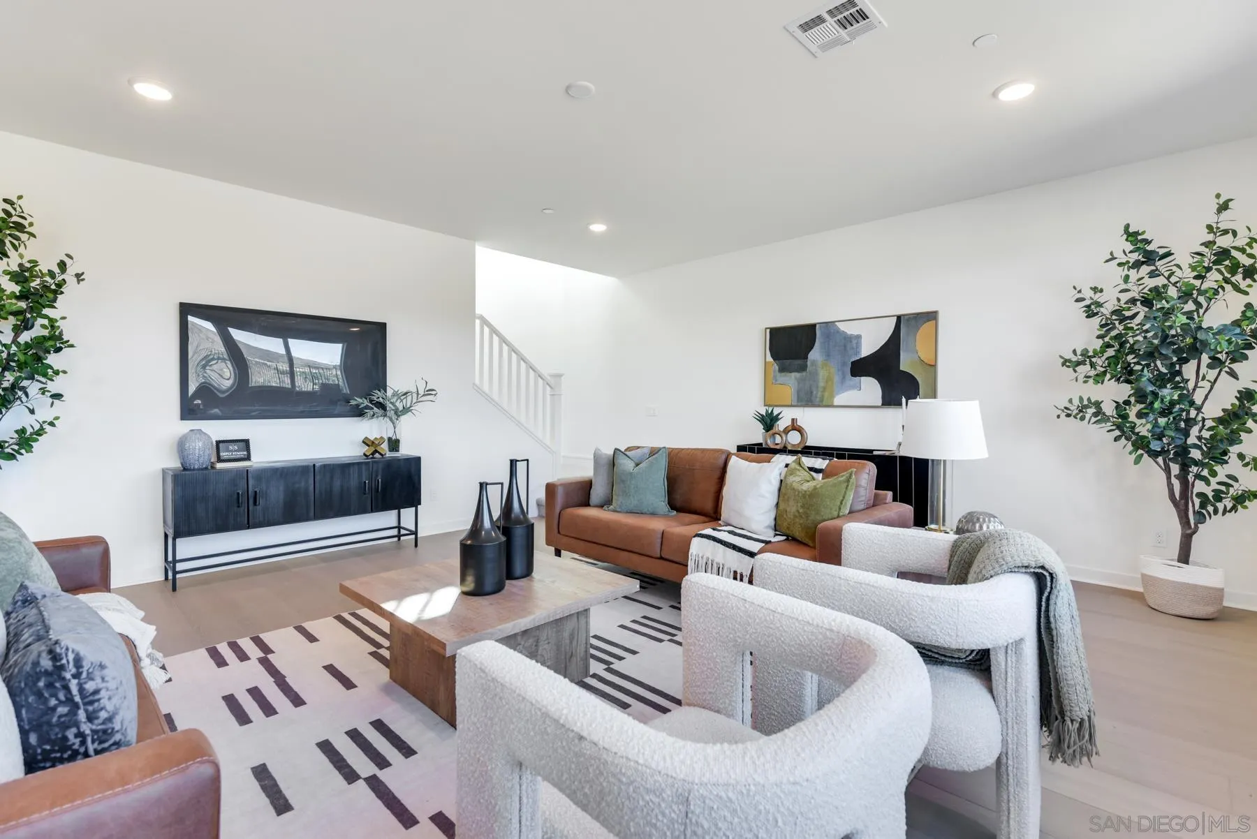 650 Meadowood Street Fallbrook, CA 92028 - Photo 10 of 24 Gallery Image 10