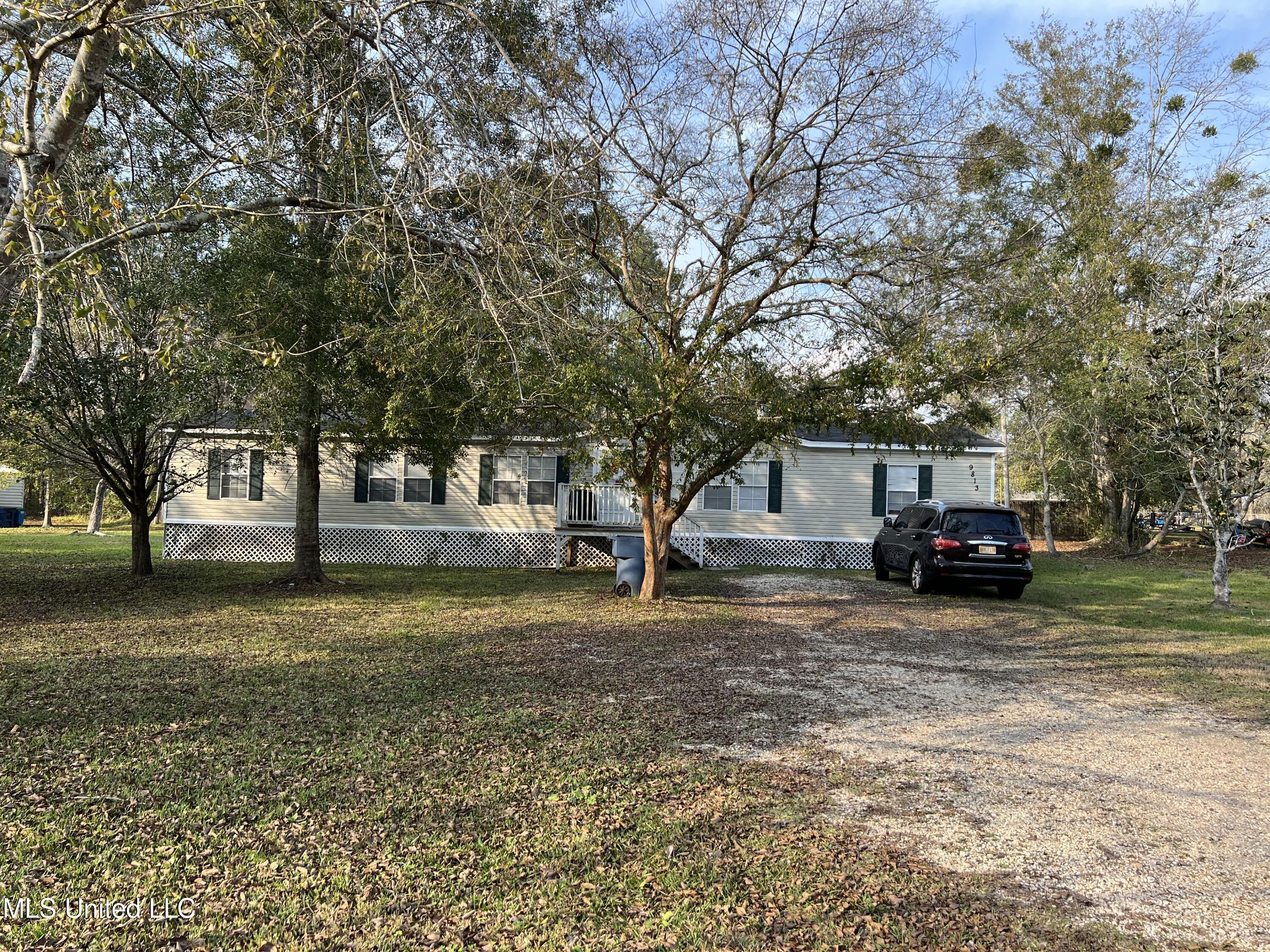 9813 Seaman Road Ocean Springs, MS 39565 - Photo 14 of 15 678BC382-C504-4C1E-A851-0CFEC8077A9E