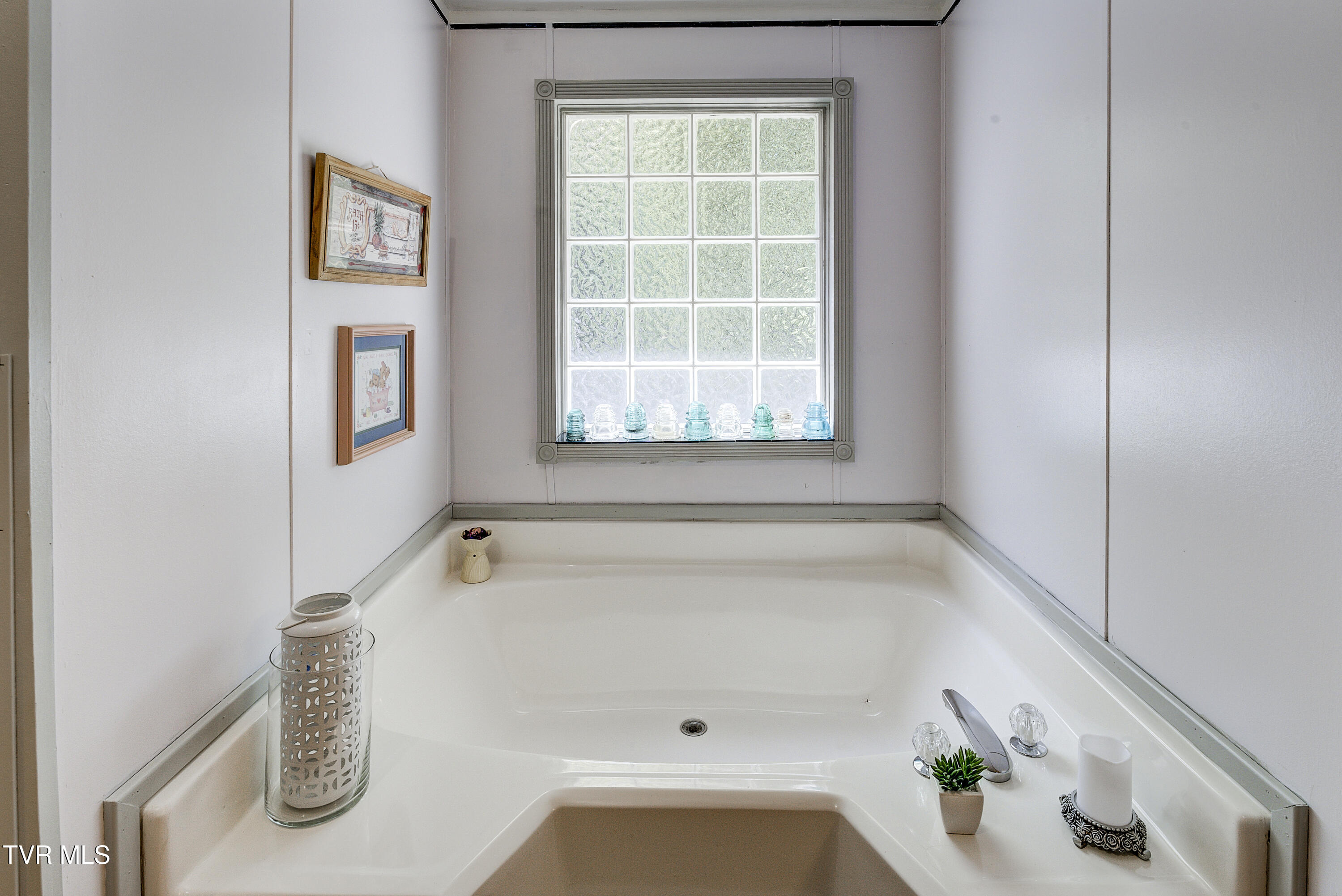 192 Stage Road Kingsport, TN 37664 - Photo 24 of 63 StageRd--18