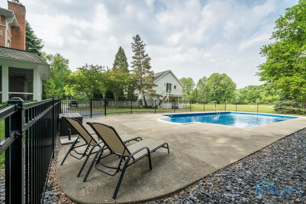 625 Canal Road Waterville, OH 43566 - Photo 29 of 36 Gallery Image 29