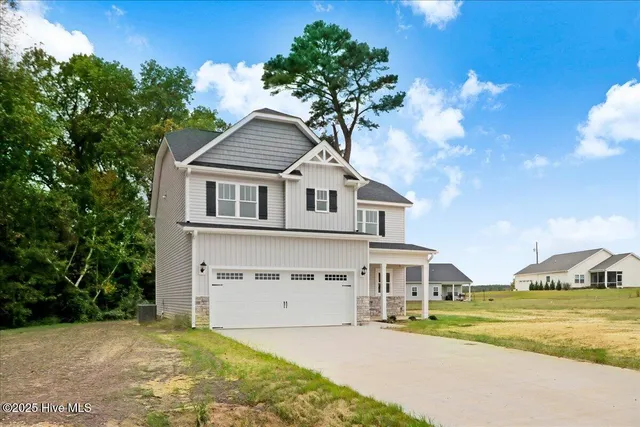 $339,500 | 105 Baileys Place, Pikeville, NC 27863