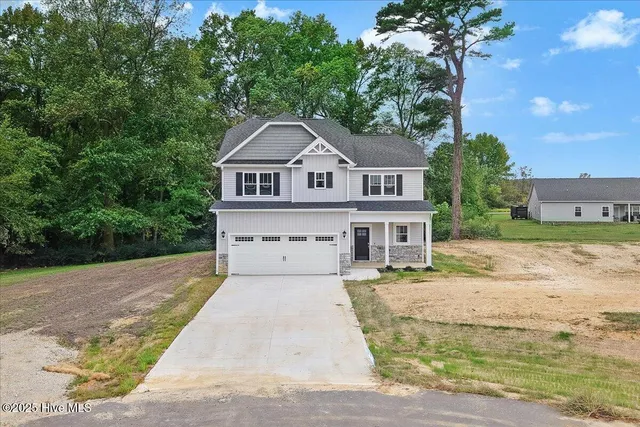 $339,500 | 105 Baileys Place, Pikeville, NC 27863