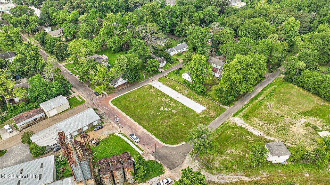 5 Jefferson Street Clinton, MS 39056 - Photo 11 of 18 10-Jefferson St