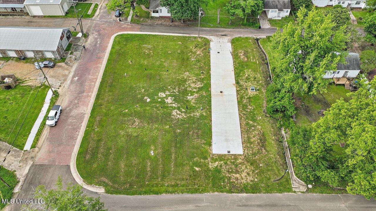 5 Jefferson Street Clinton, MS 39056 - Photo 5 of 18 04-Jefferson St