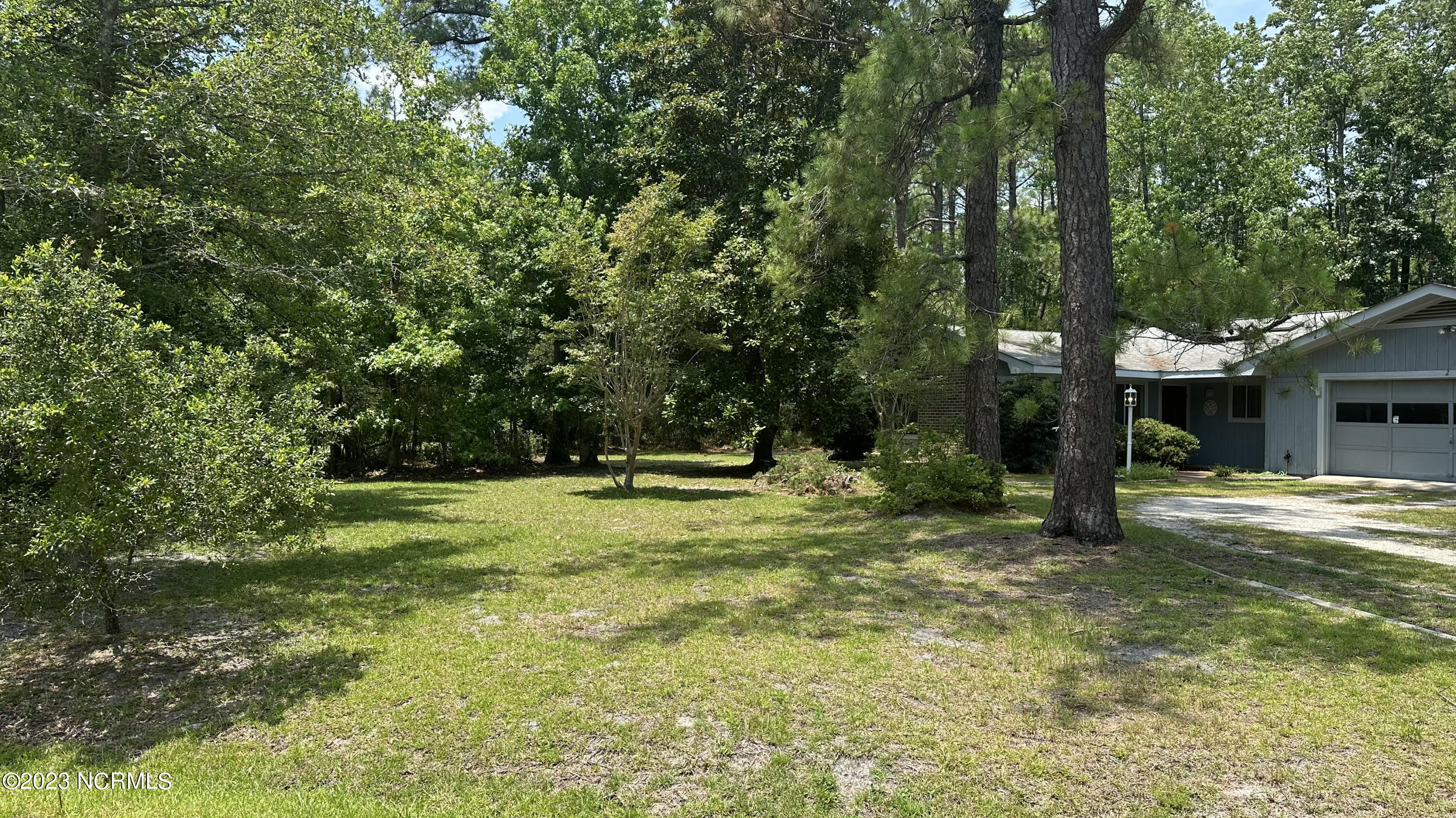 2 Deer Run Road Southwest Calabash, NC 28467 - Photo 24 of 34 Side yard left