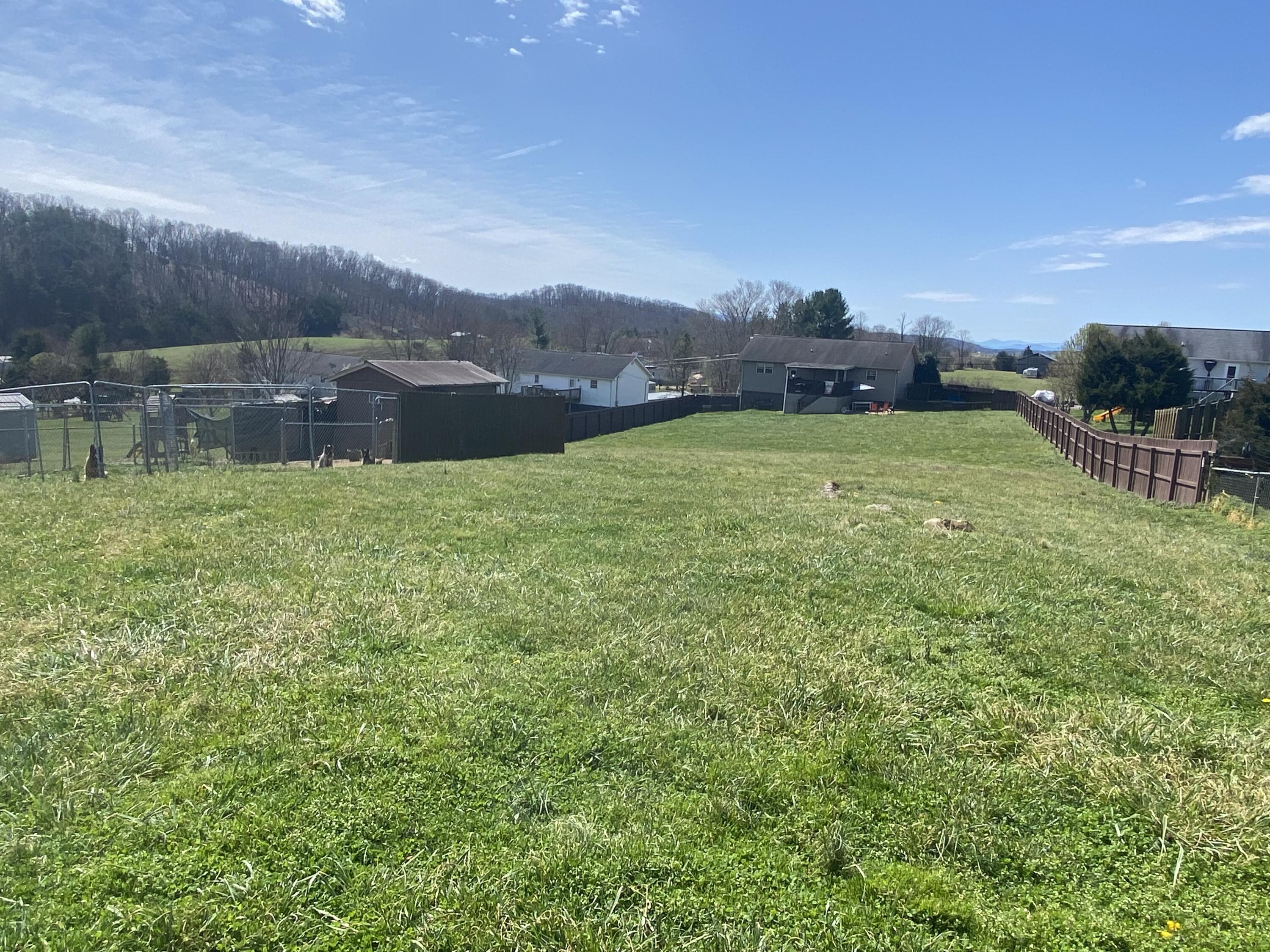 222 West Ridge Road Jonesborough, TN 37659 - Photo 3 of 31 IMG_3237