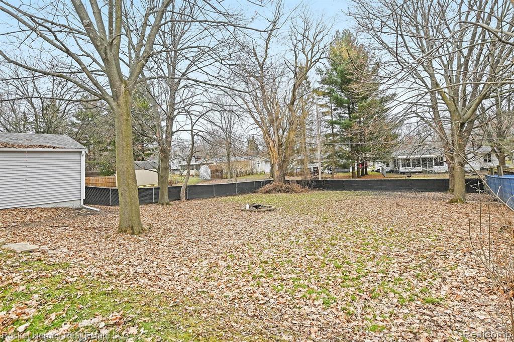 344 West River Road Flushing, MI 48433 - Photo 18 of 20