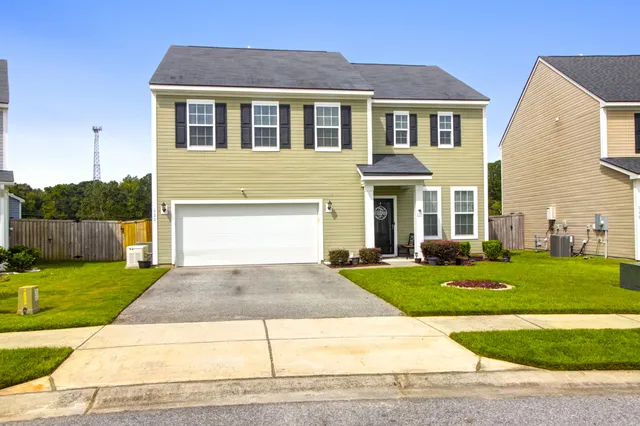 $362,500 | 121 Sugeree Drive, Moncks Corner, SC 29461