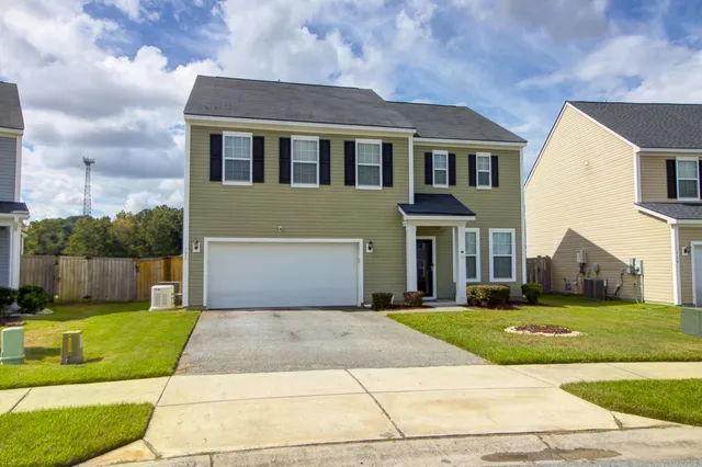 $362,500 | 121 Sugeree Drive, Moncks Corner, SC 29461