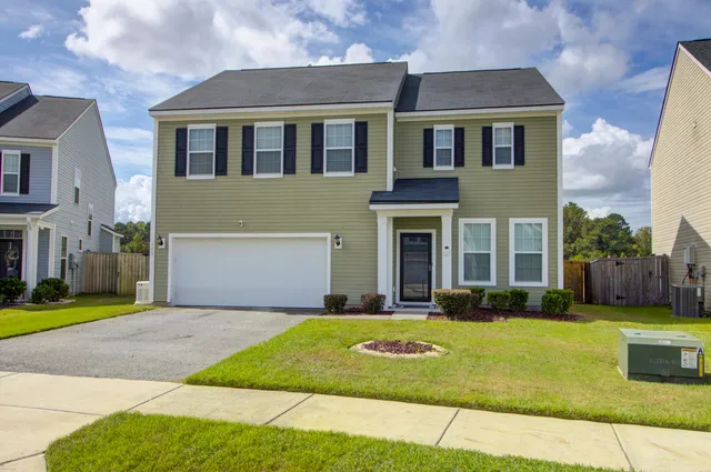 $362,500 | 121 Sugeree Drive, Moncks Corner, SC 29461