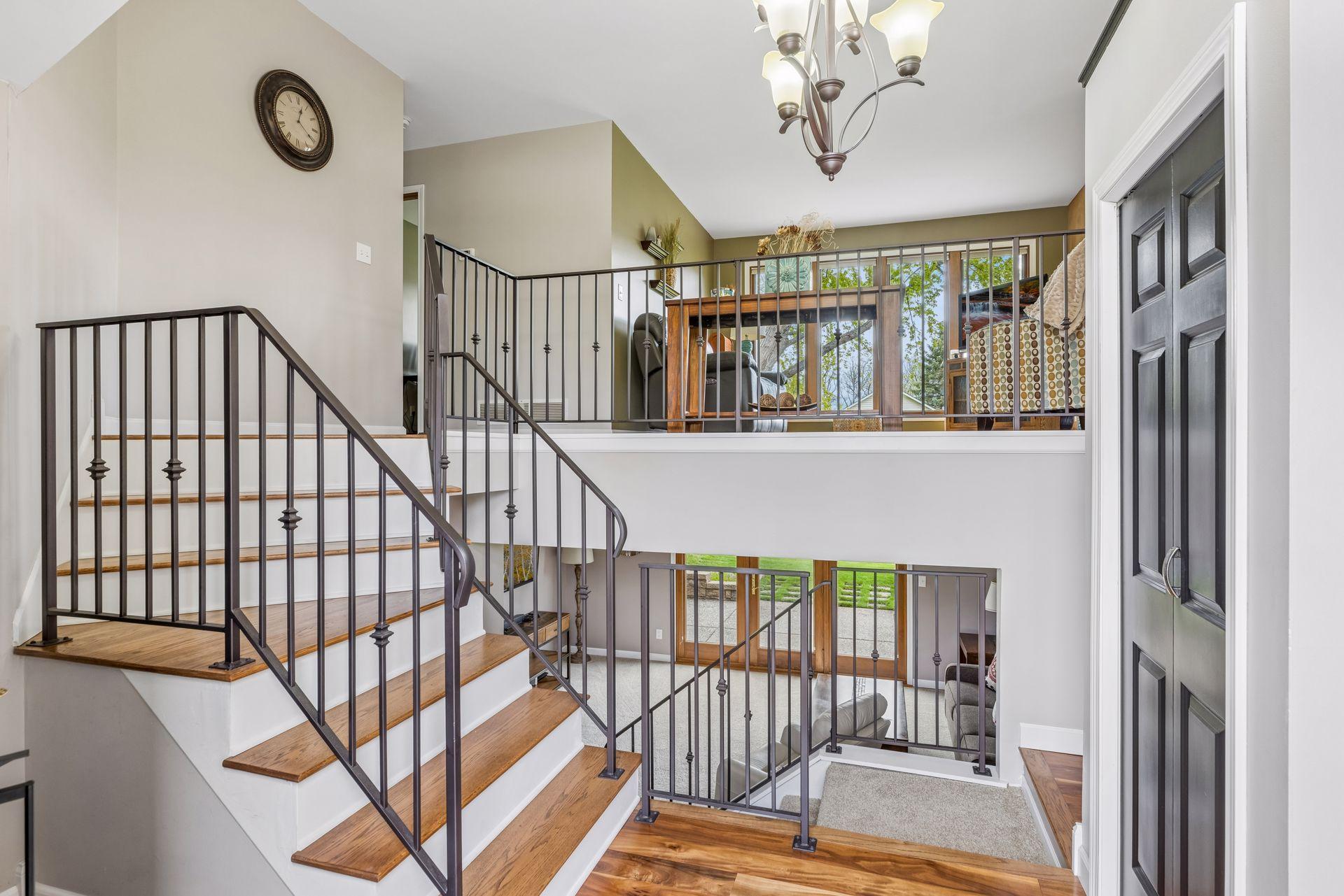 5679 Erik Lane Shoreview, MN 55126 - Photo 4 of 33