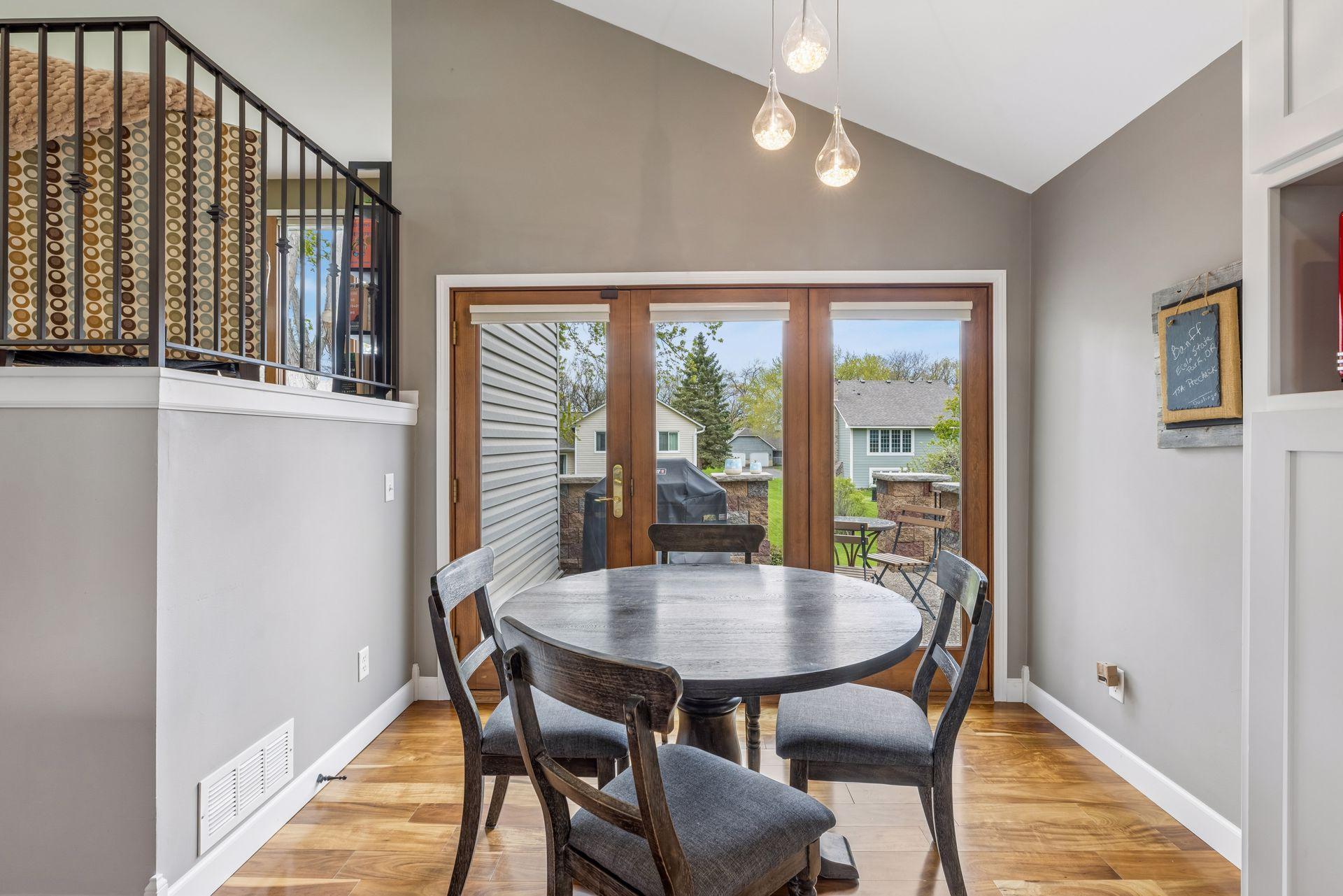 5679 Erik Lane Shoreview, MN 55126 - Photo 10 of 33