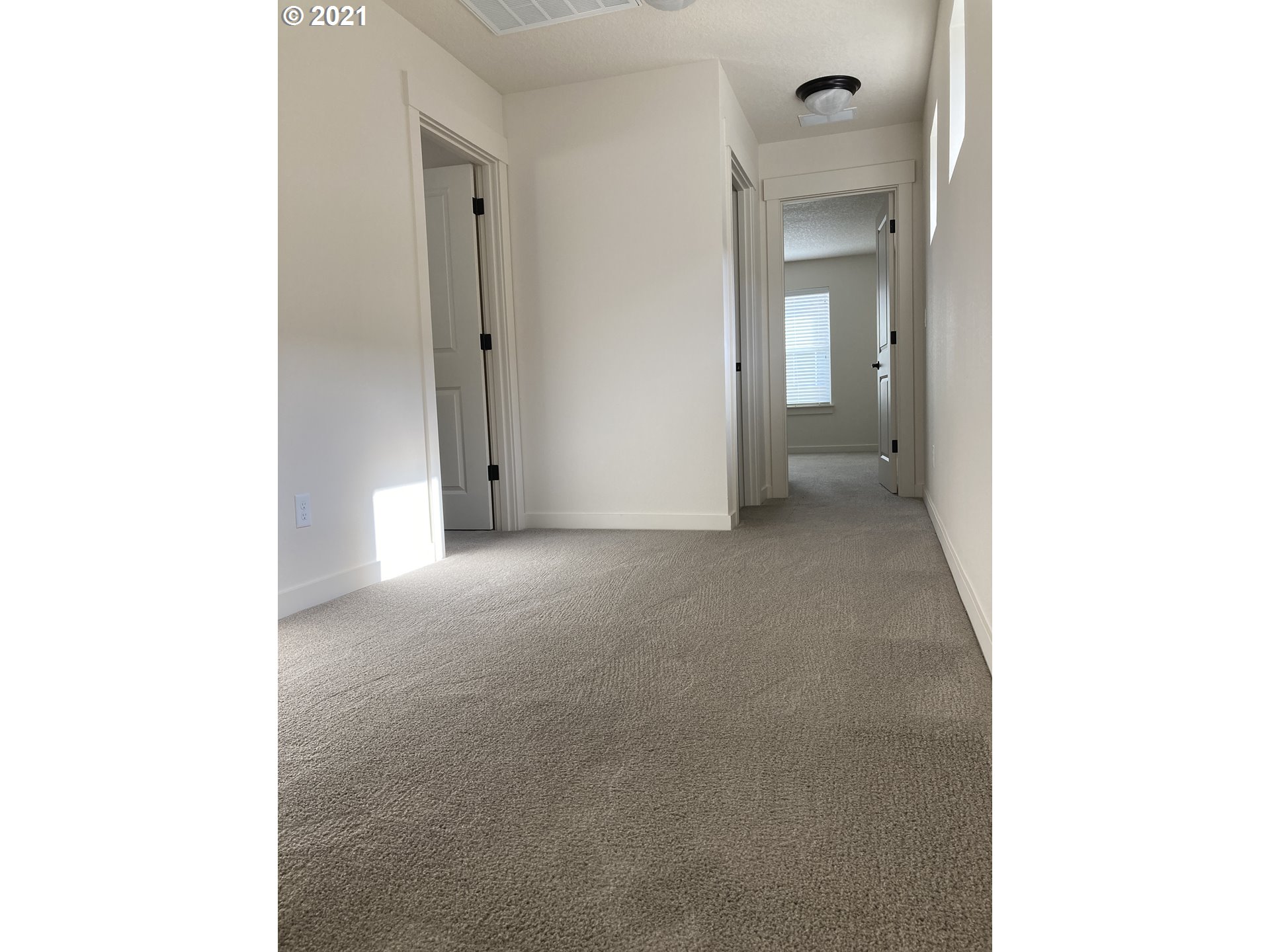 7113 South 11th Street Ridgefield, WA 98642 - Photo 5 of 7 a view of a hallway with closet