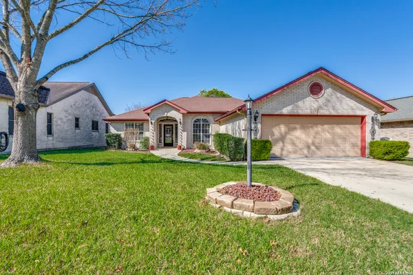 $340,000 | 3704 Hillside, Schertz, TX 78108