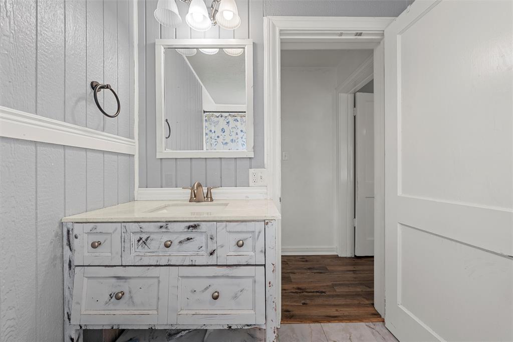 143 Crawford Mount Calm, TX 76673 - Photo 9 of 19 a view of cabinets