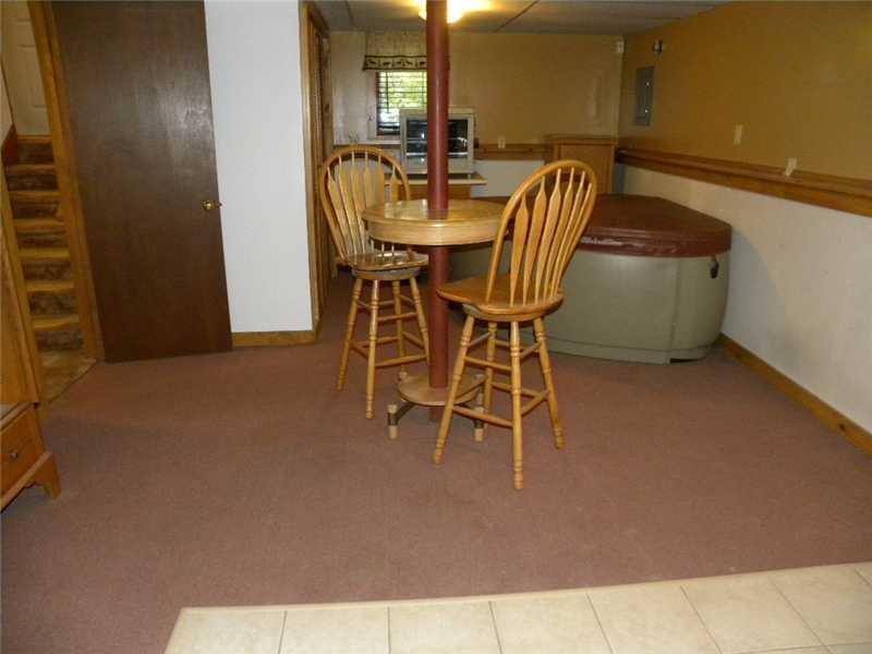 646 Quaker Ridge Road Leeds, ME 04263 - Photo 14 of 20 Den/Family/Great Room.