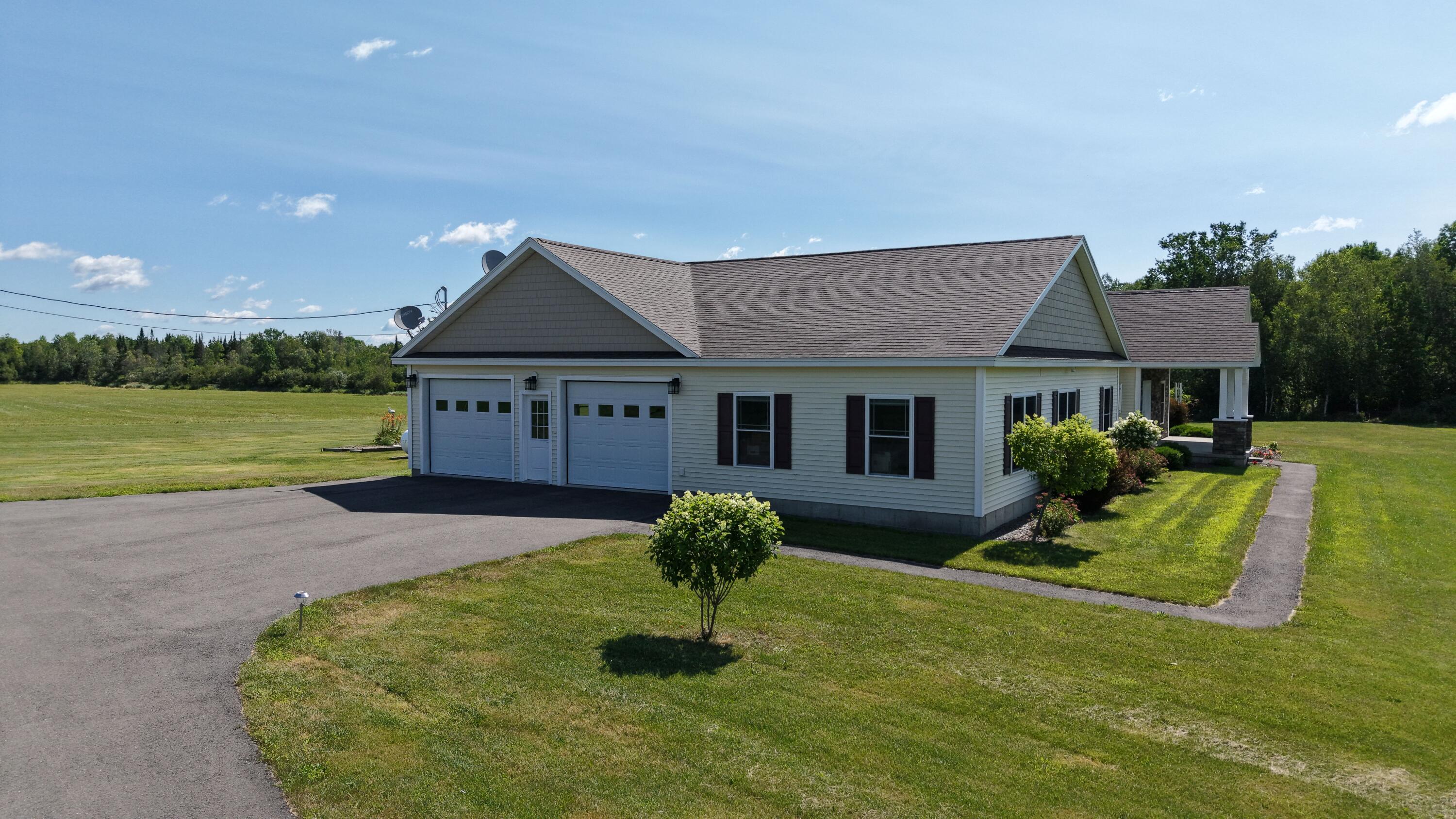 207 Corinth Road Hudson, ME 04449 - Photo 3 of 49 Main House