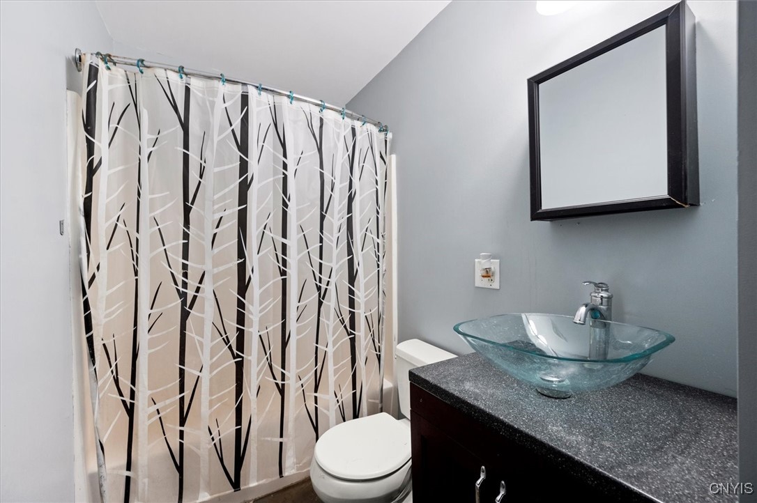 900 Valentine Avenue Rome, NY 13440 - Photo 15 of 34