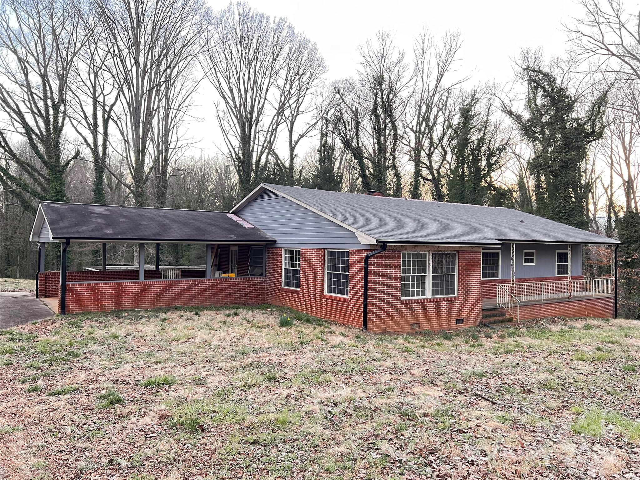 201 Ervin Road Morganton, NC 28655 - Photo 3 of 43 Gallery Image 3