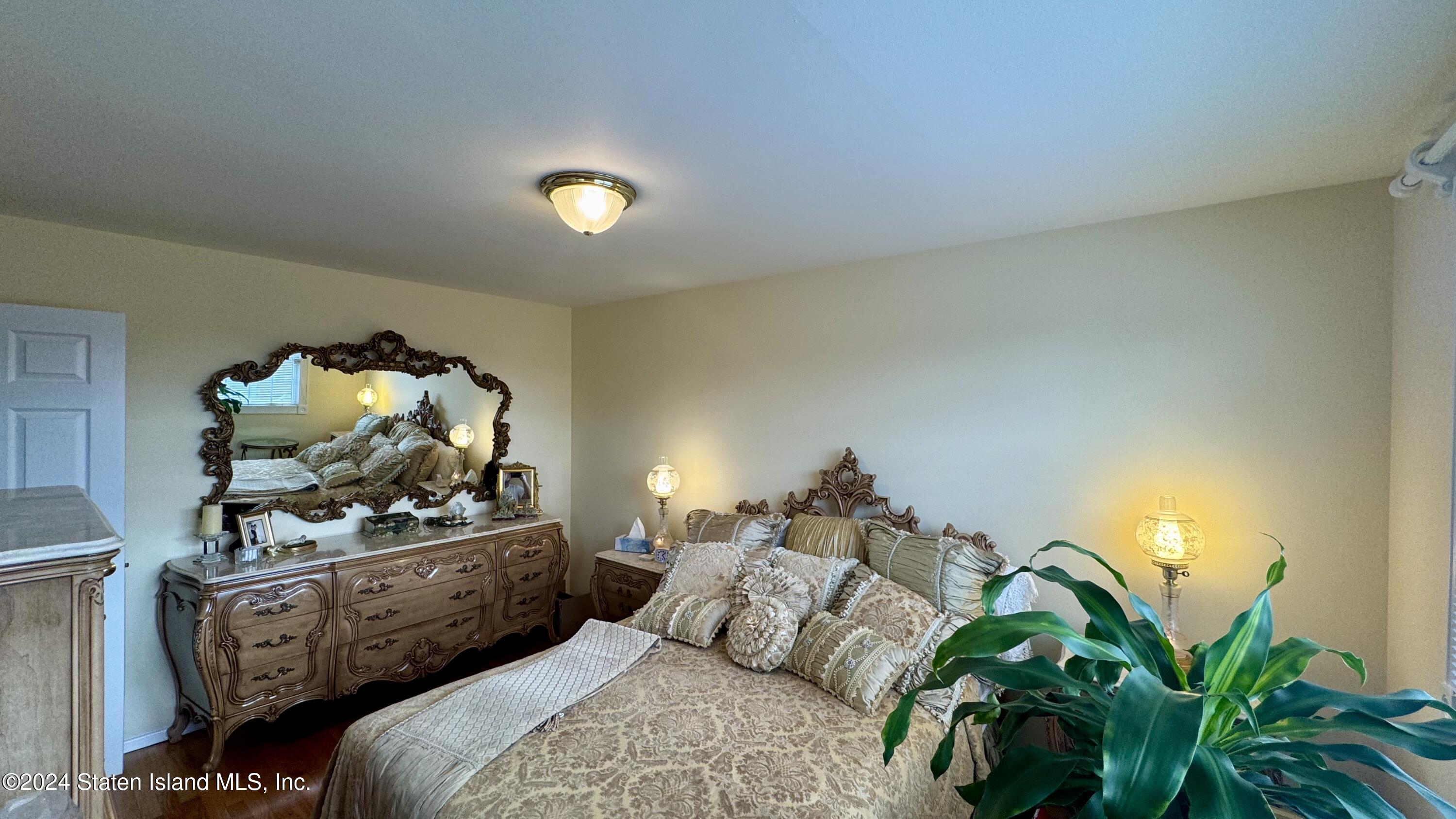 35 Ely Avenue Staten Island, NY 10312 - Photo 29 of 37 IMG_4198