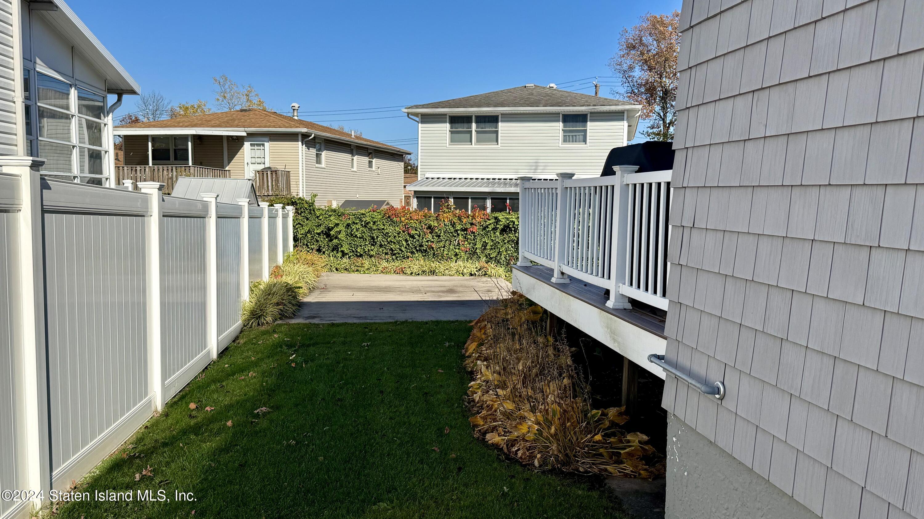 35 Ely Avenue Staten Island, NY 10312 - Photo 32 of 37 sideyard-backyard