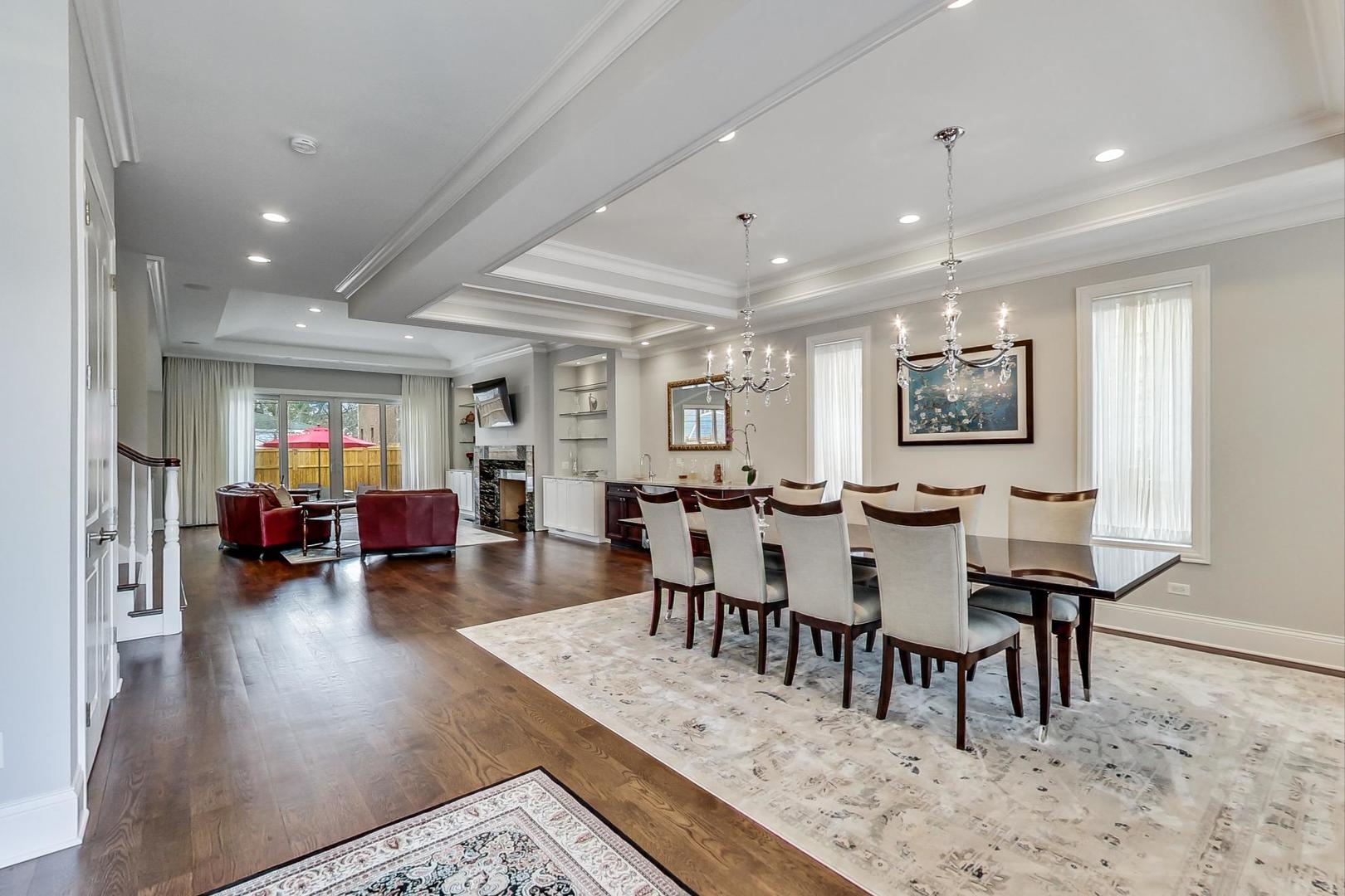 804 Glendale Road Glenview, IL 60025 - Photo 2 of 37