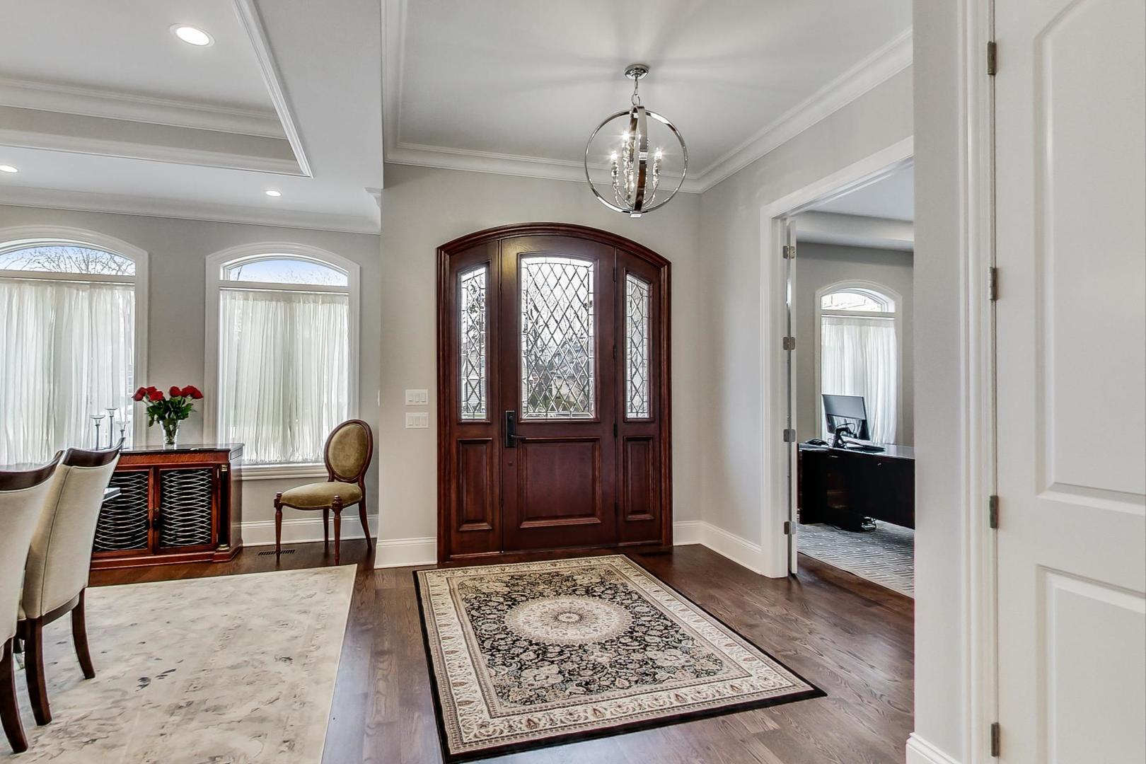 804 Glendale Road Glenview, IL 60025 - Photo 3 of 37