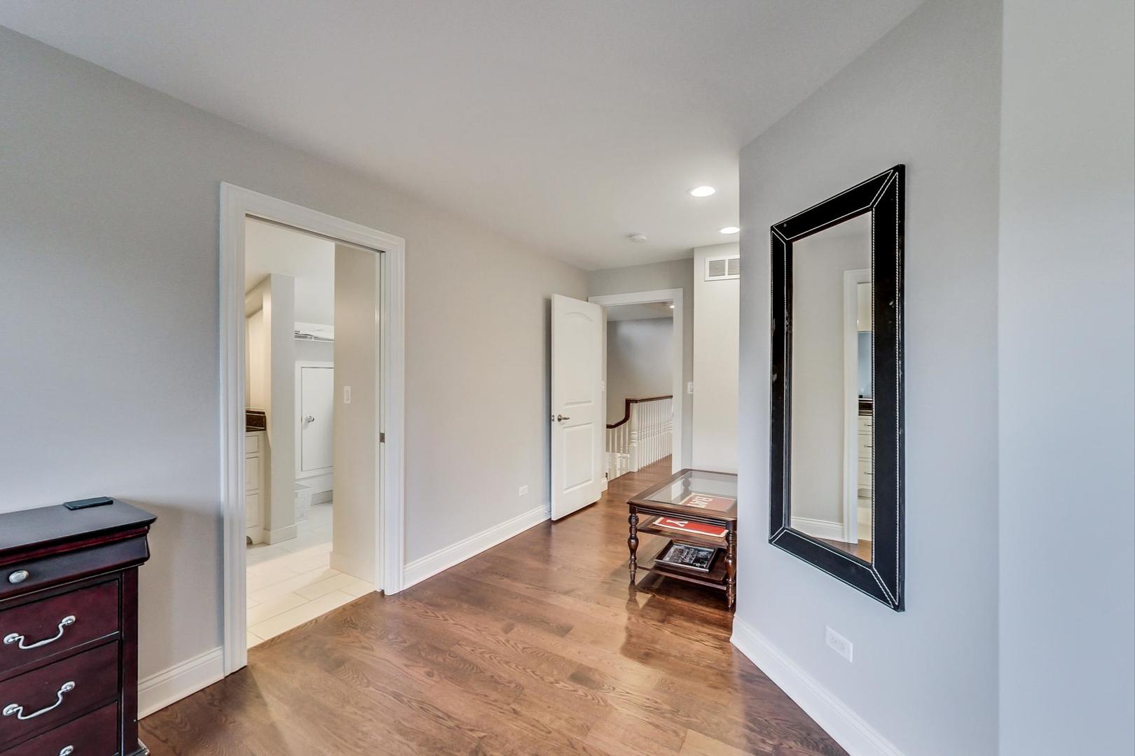 804 Glendale Road Glenview, IL 60025 - Photo 24 of 37