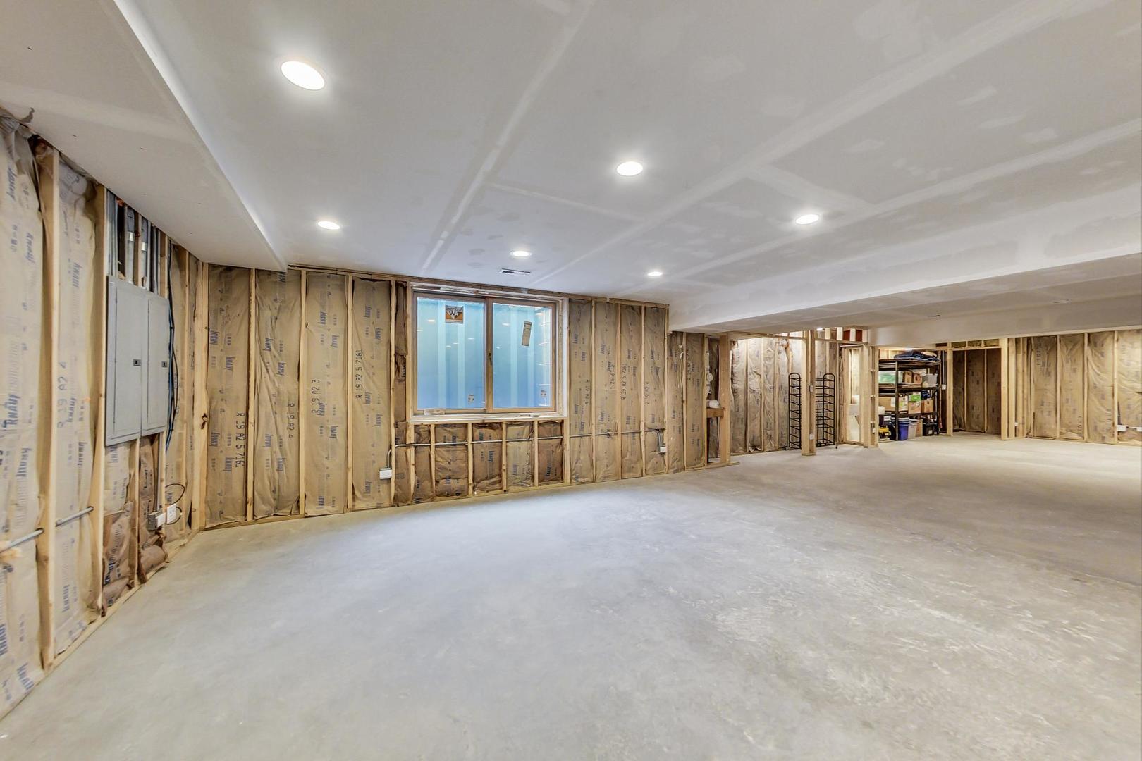 804 Glendale Road Glenview, IL 60025 - Photo 29 of 37