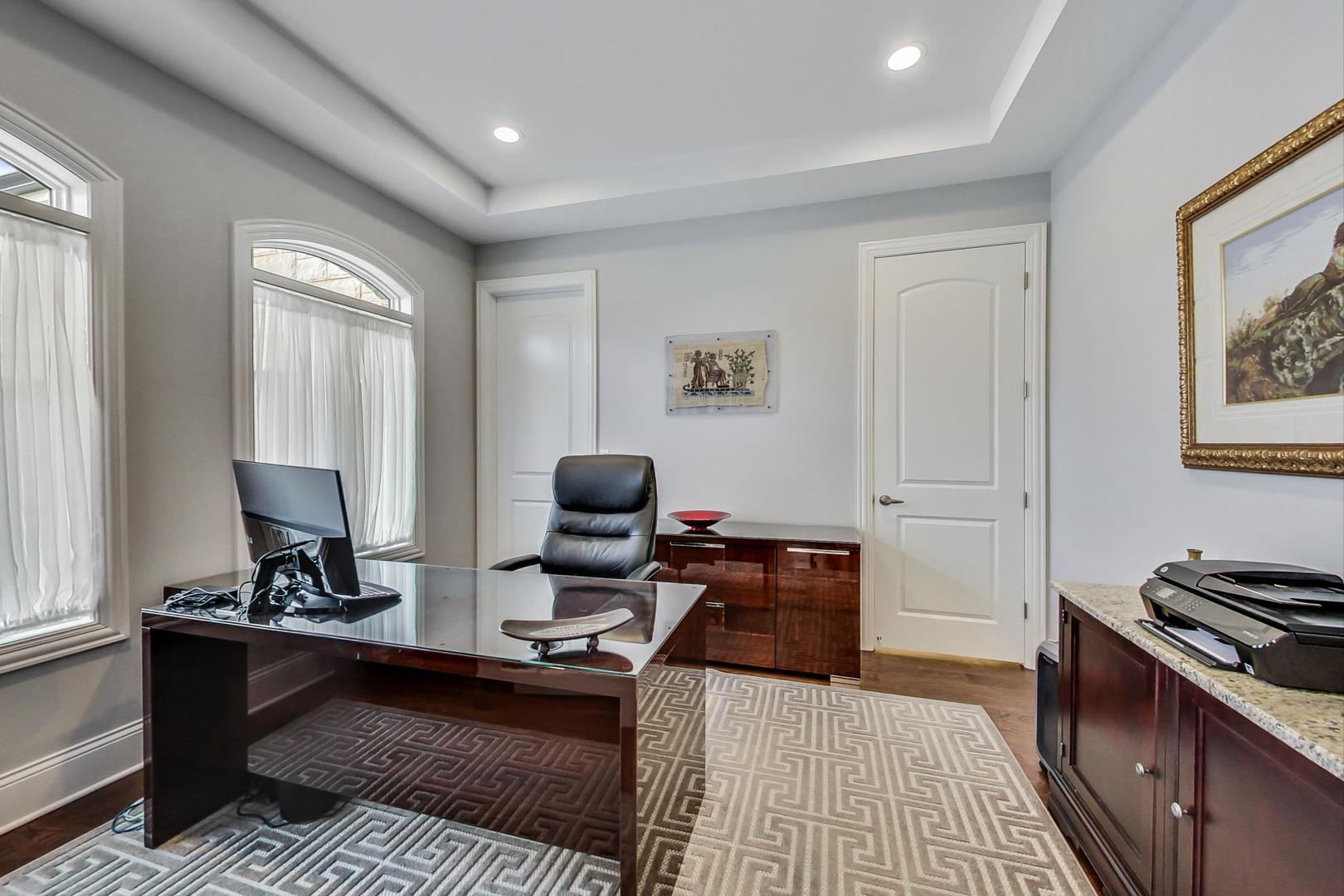 804 Glendale Road Glenview, IL 60025 - Photo 4 of 37