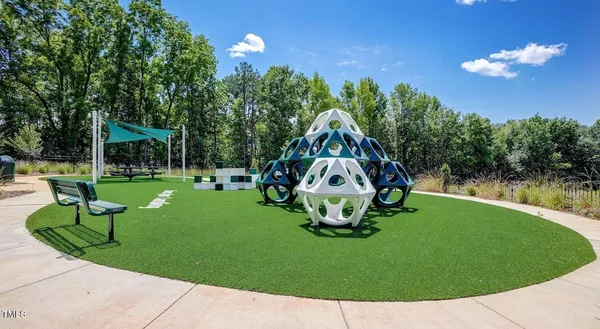 $2,331 | 101 Decatur Drive, Raleigh, NC 27603