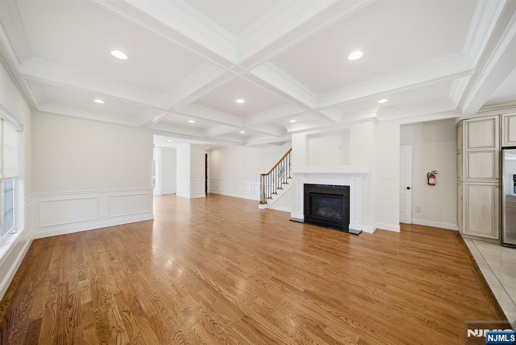 47 Sunset Lane, Unit B Tenafly, NJ 07670 - Photo 11 of 50