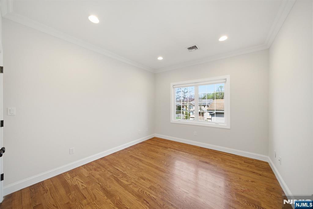 47 Sunset Lane, Unit B Tenafly, NJ 07670 - Photo 27 of 50