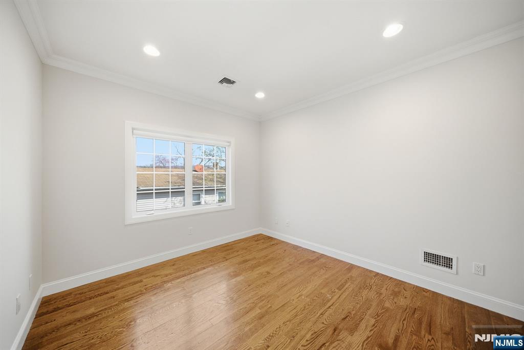 47 Sunset Lane, Unit B Tenafly, NJ 07670 - Photo 28 of 50