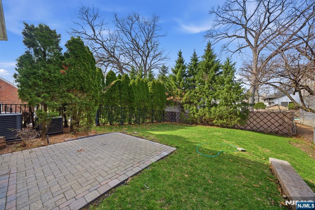 47 Sunset Lane, Unit B Tenafly, NJ 07670 - Photo 44 of 50