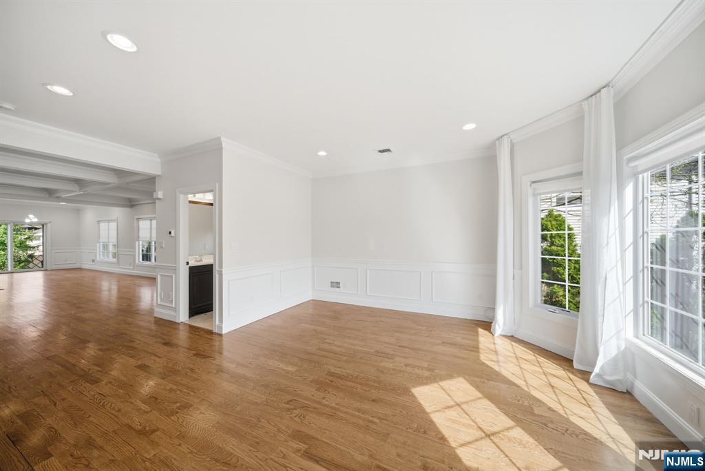 47 Sunset Lane, Unit B Tenafly, NJ 07670 - Photo 7 of 50